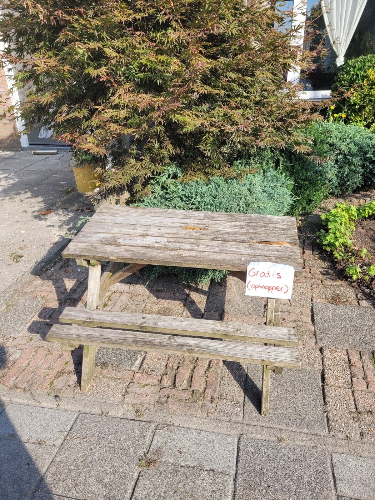 Gratis picknicktafel (opknapper), Ophalen, Gebruikt, Rechthoekig, Hout