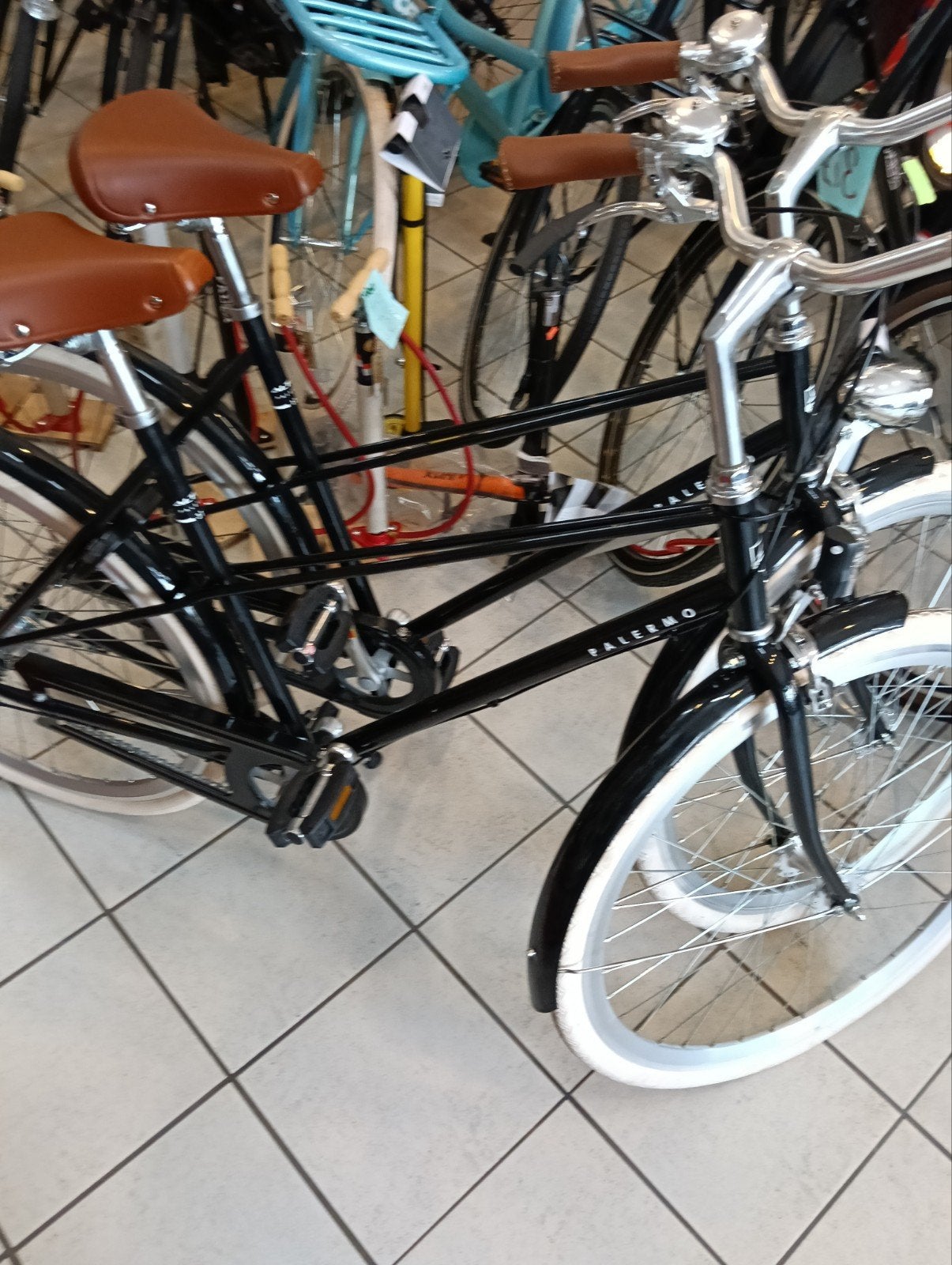 Foto 19 van van klein tot groot nieuw en tweedehands fietsen 100 euro