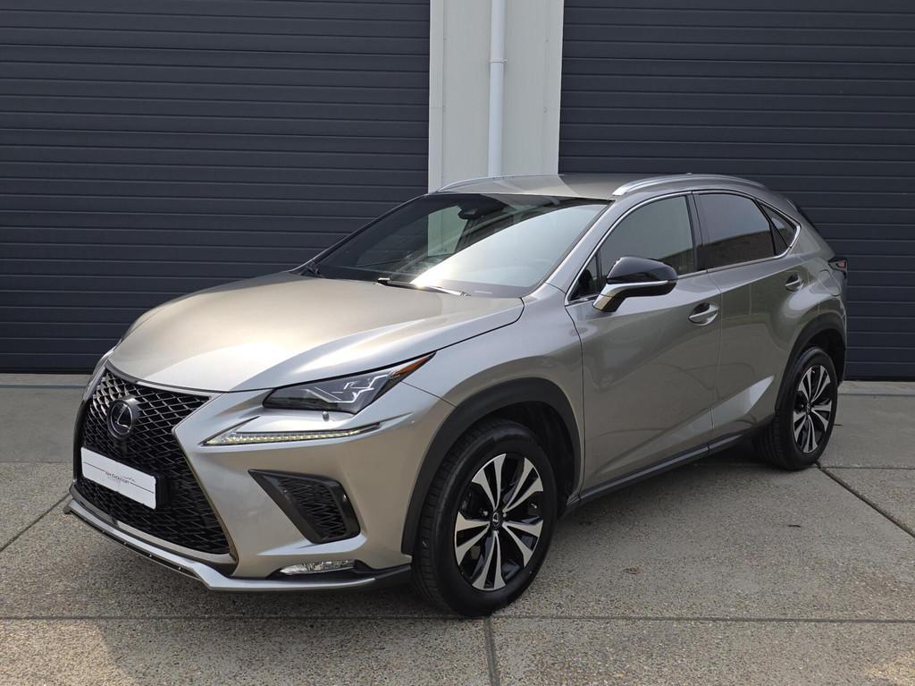Lexus NX 300h AWD F F SPORT Line facelift, Auto's, Automaat, Gebruikt, Zwart, 1760 kg
