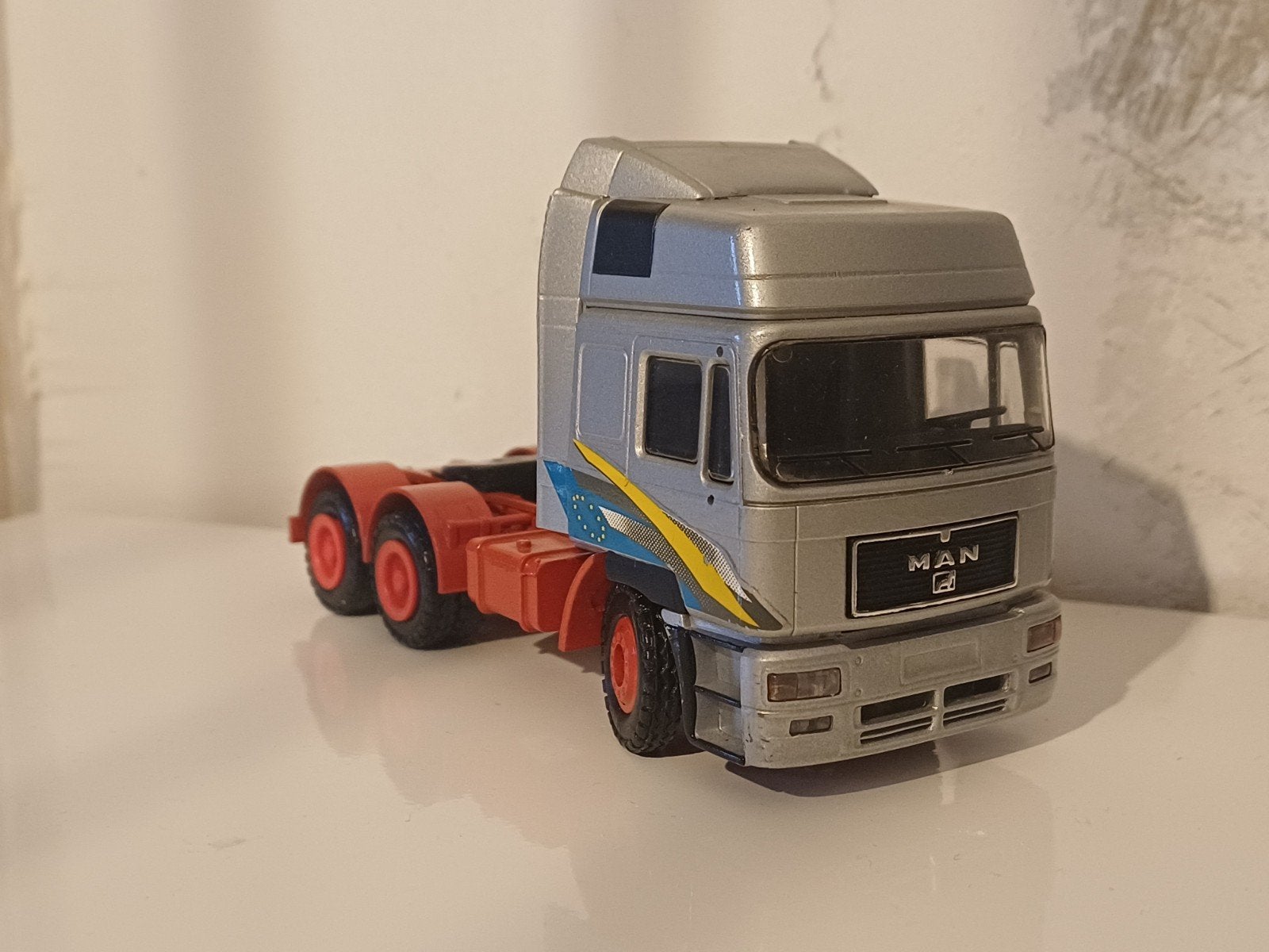 MAN f90 conrad 1/50, Hobby en Vrije tijd, Modelauto's | 1:50, Ophalen of Verzenden, Bus of Vrachtwagen, Conrad
