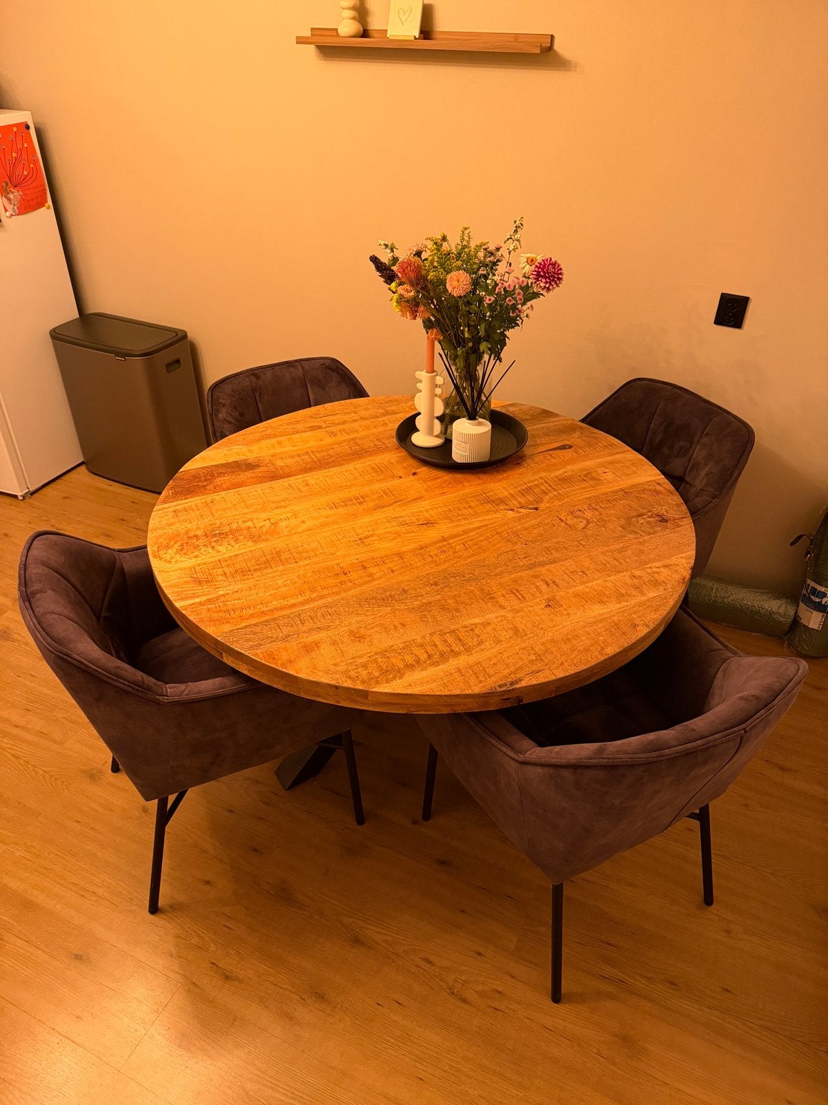 Ronde eettafel (Ø130cm) met 4 bijpassende stoelen, Ophalen, Gebruikt, 100 tot 150 cm, Rond