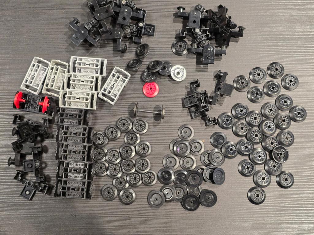 Assortiment lego trein wielen buffers partij, Ophalen