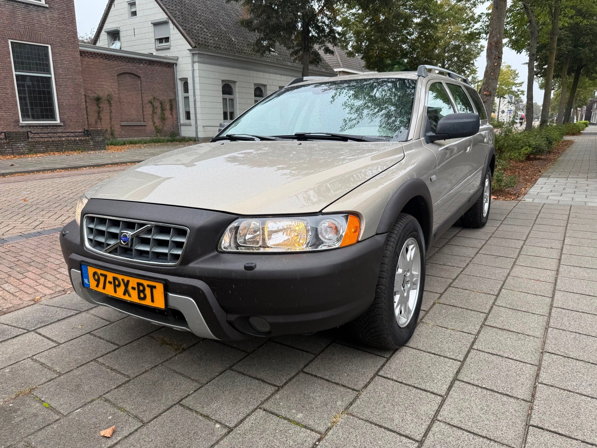Volvo XC70 2.5 T Summum AUTOMAAT ALL WHEEL DRIVE LEER ZEER M, Auto's, Automaat, Dealer onderhouden, XC70, Vierwielaandrijving