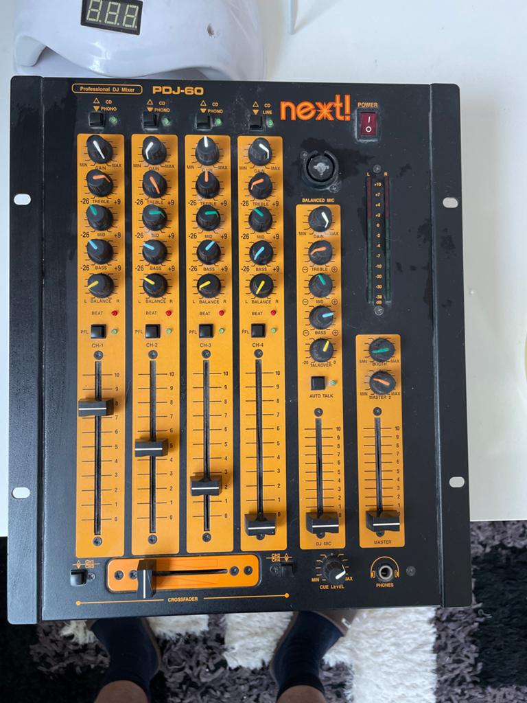 Next! PDJ-60 Professionele 4-Kanaals DJ Mixer, Ophalen, Zo goed als nieuw