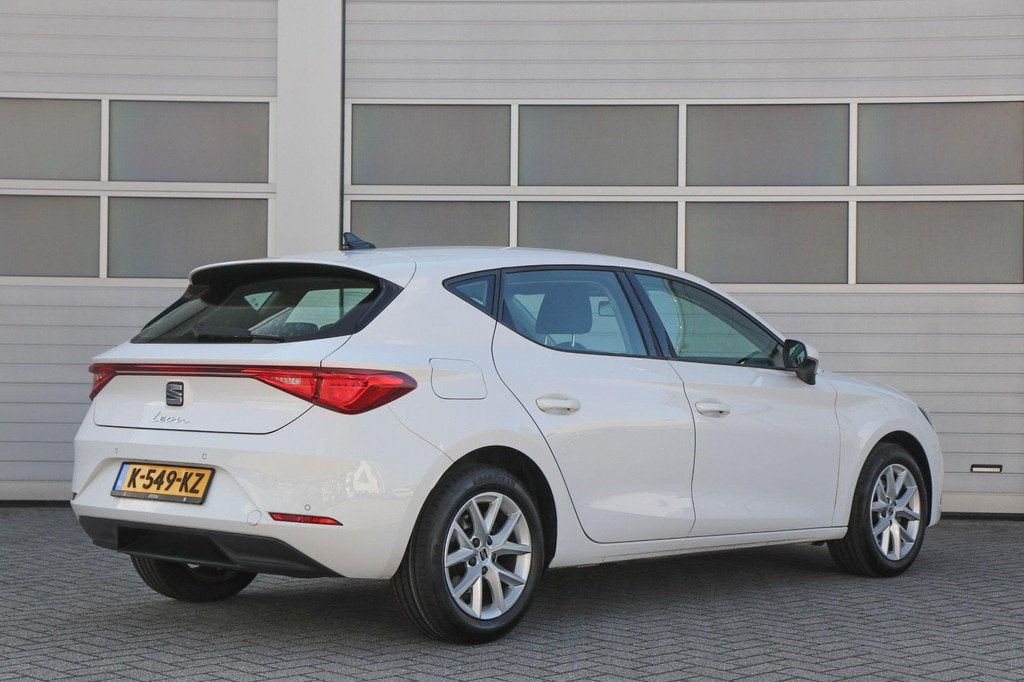 SEAT Leon 1.0 TSI 90pk Reference | Navigatie | Parkeersensor, Voorwielaandrijving, 12 maanden, Stof, Gebruikt