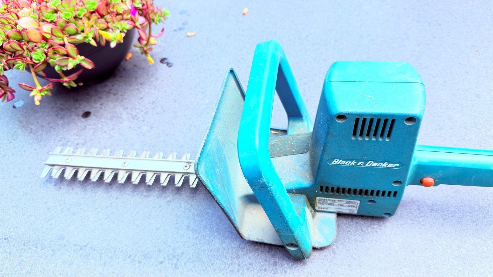 Black & Decker heggenschaar GC300/H3 - Vintage, Ophalen of Verzenden, Gebruikt, Elektrisch