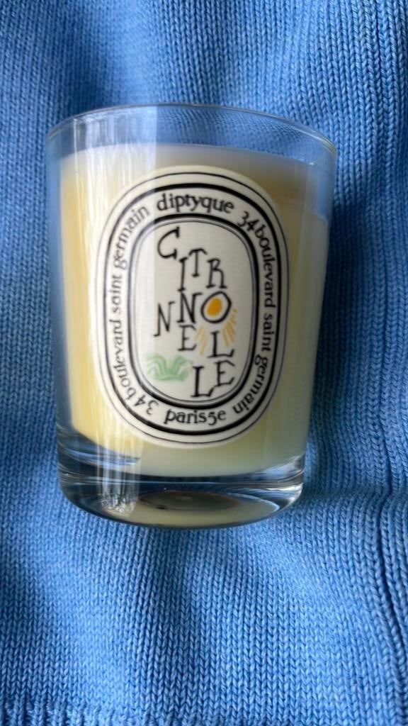 Diptyque geurkaars Citronella M, Huis en Inrichting, Woonaccessoires | Kandelaars en Kaarsen, Ophalen, Overige materialen, Overige kleuren