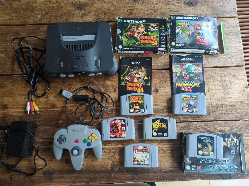 Nintendo 64 compleet inclusief 6 games & Expansion Pak, Spelcomputers en Games, Spelcomputers | Nintendo 64, Ophalen of Verzenden