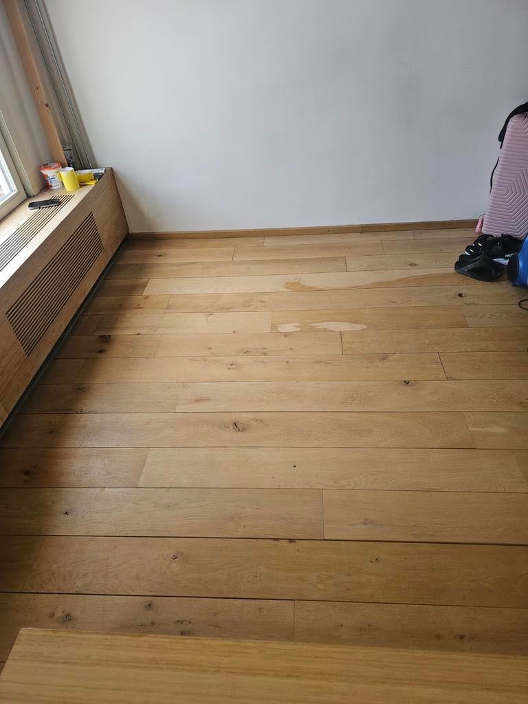 Gratis eiken parketvloer - ca. 90 m² (70 m² bruikbaar), Parket, Gebruikt, Ophalen of Verzenden, 10 m² of meer
