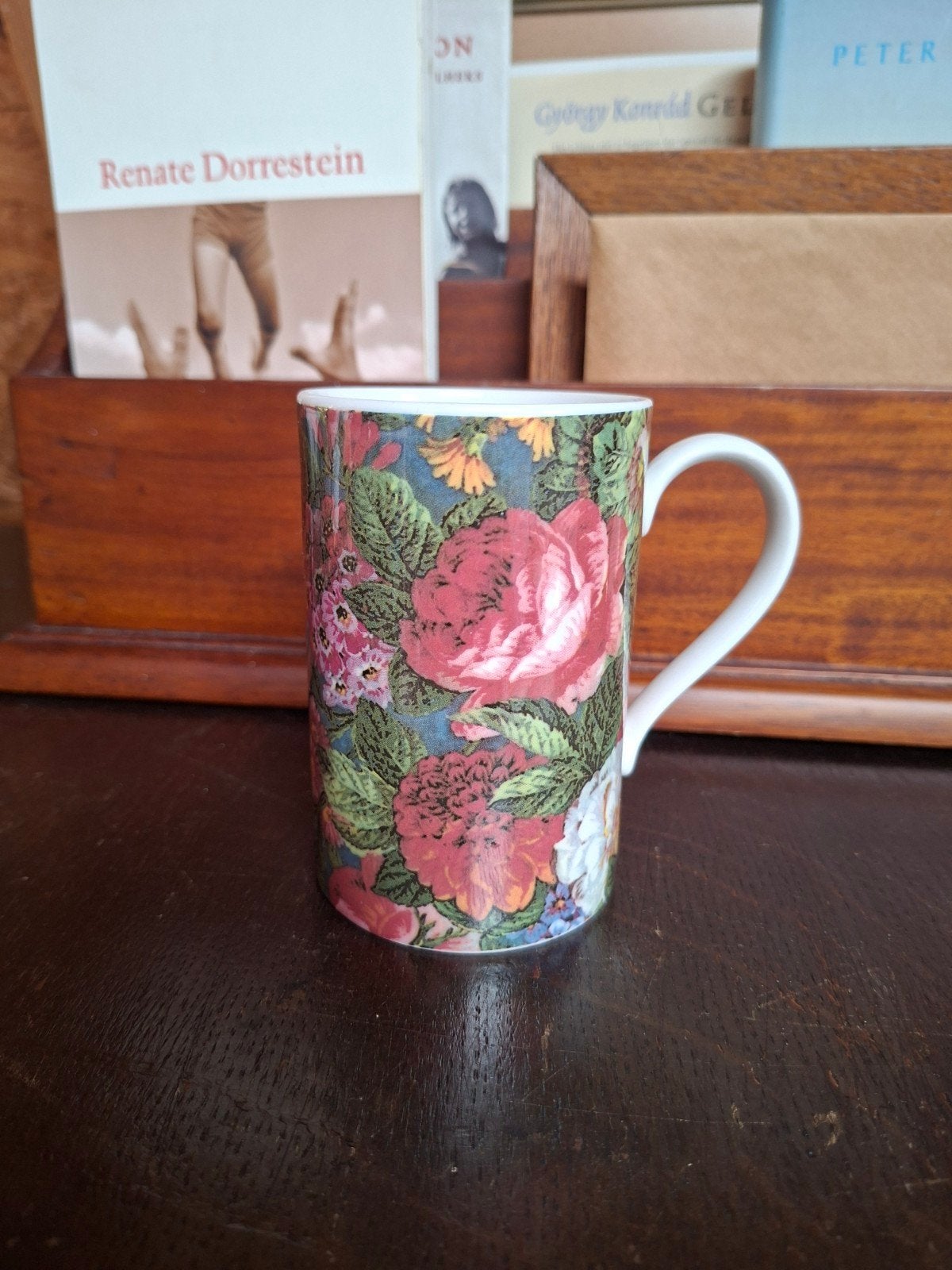 Mooie nieuwe Engelse Dunoon theemok met bloemen, Nieuw, Klassiek, Keramiek, Mok
