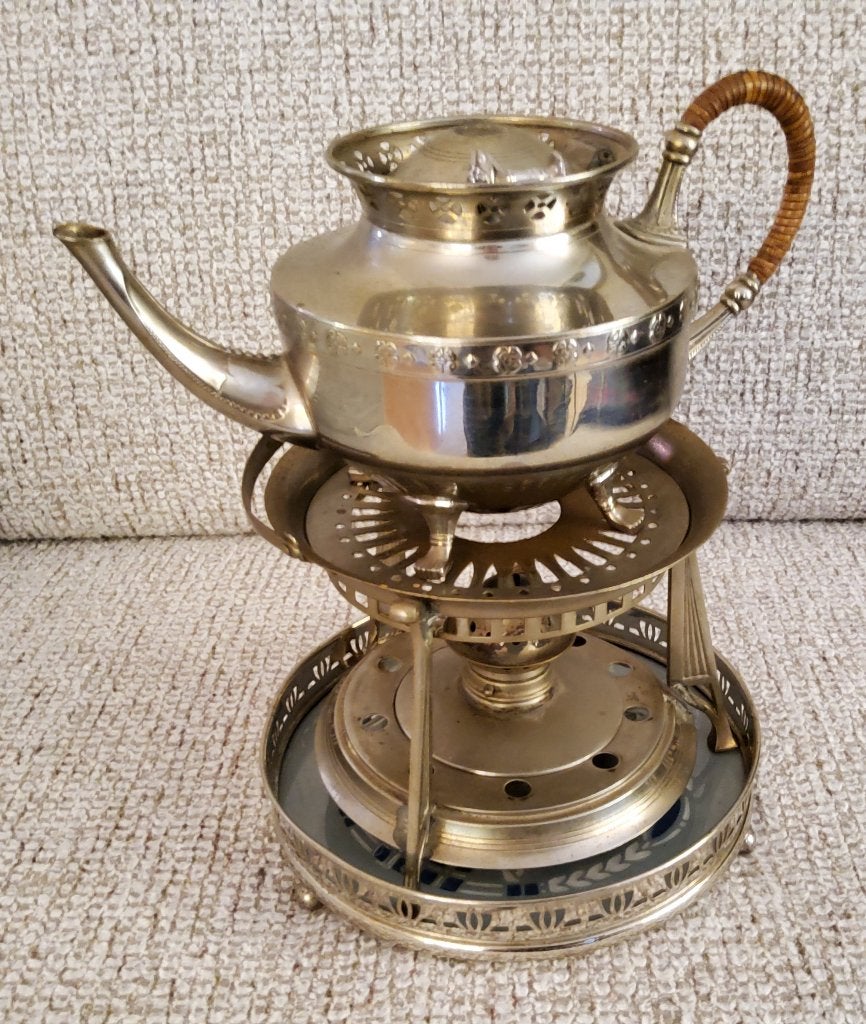 Oude theepot op onderstel, Ophalen of Verzenden