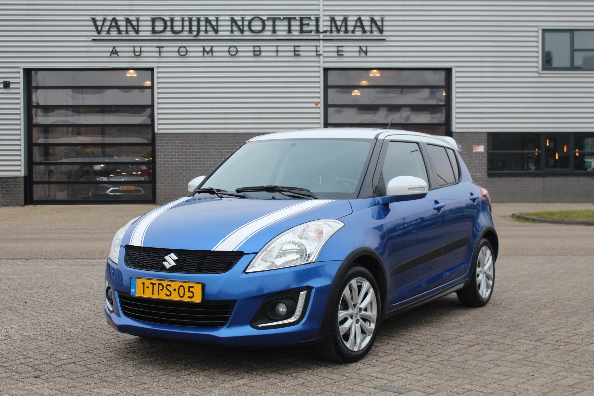 Suzuki Swift 1.2 S-Edition EASSS / Navigatie / Stoelverwarmi, Auto's, Suzuki, Voorwielaandrijving, Stof, Gebruikt, 4 cilinders