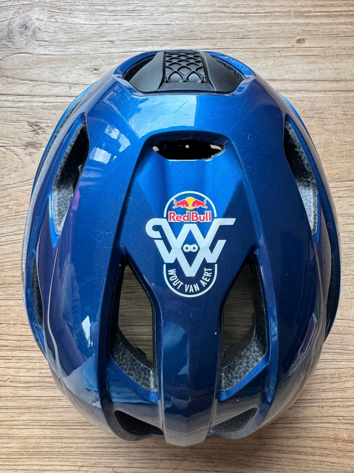 Lazer KinetiCore Fietshelm Wout van Aert Red Bull (M), Ophalen, Zo goed als nieuw, M, Heer of Dame