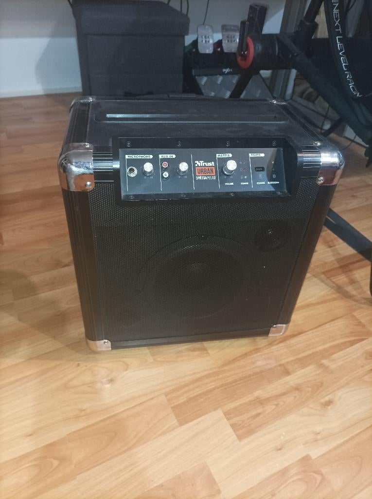 trust urban fiesta plus speaker, Overige typen, Zo goed als nieuw, Minder dan 60 watt, Ophalen