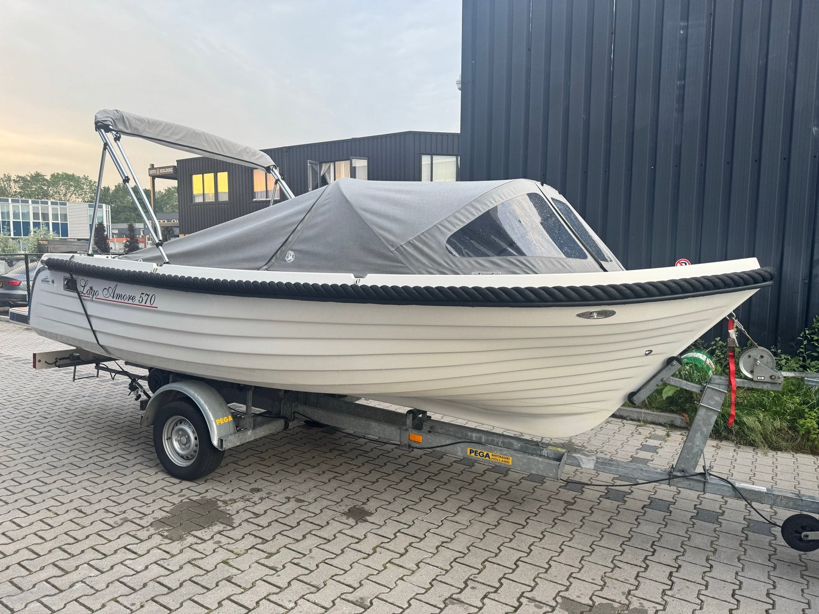 Lago Amore 570 in nieuwstaat en vol opties, Watersport en Boten, Sloepen, Tender, Elektrisch, Lago Amore, Zo goed als nieuw