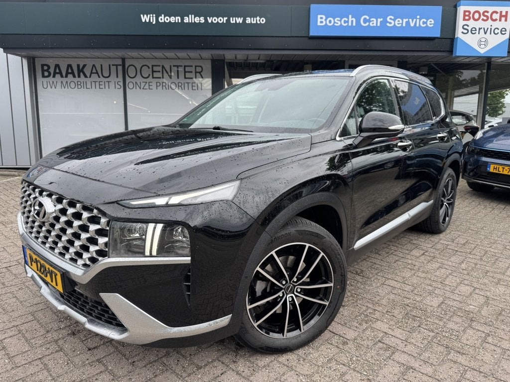 Hyundai Santa Fe 1.6 T-GDI PHEV Premium | Trekhaak | 360 Cam, Auto's, Gebruikt, Euro 6, 4 cilinders, Zwart