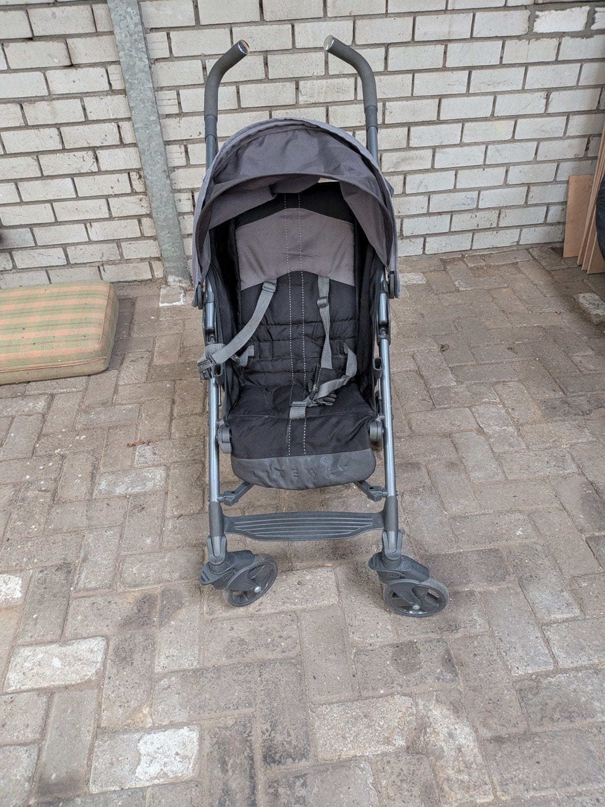 Compacte buggy met voetenzak - Ideaal voor onderweg, Ophalen of Verzenden, Gebruikt, Overige merken, Verstelbare rugleuning