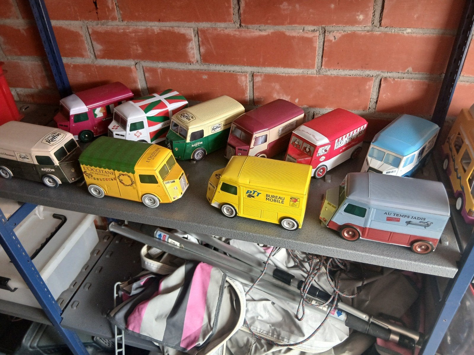Diverse blikken Citroën HY busjes - Verzamelobjecten, Ophalen, Gebruikt, Overige, Overige merken