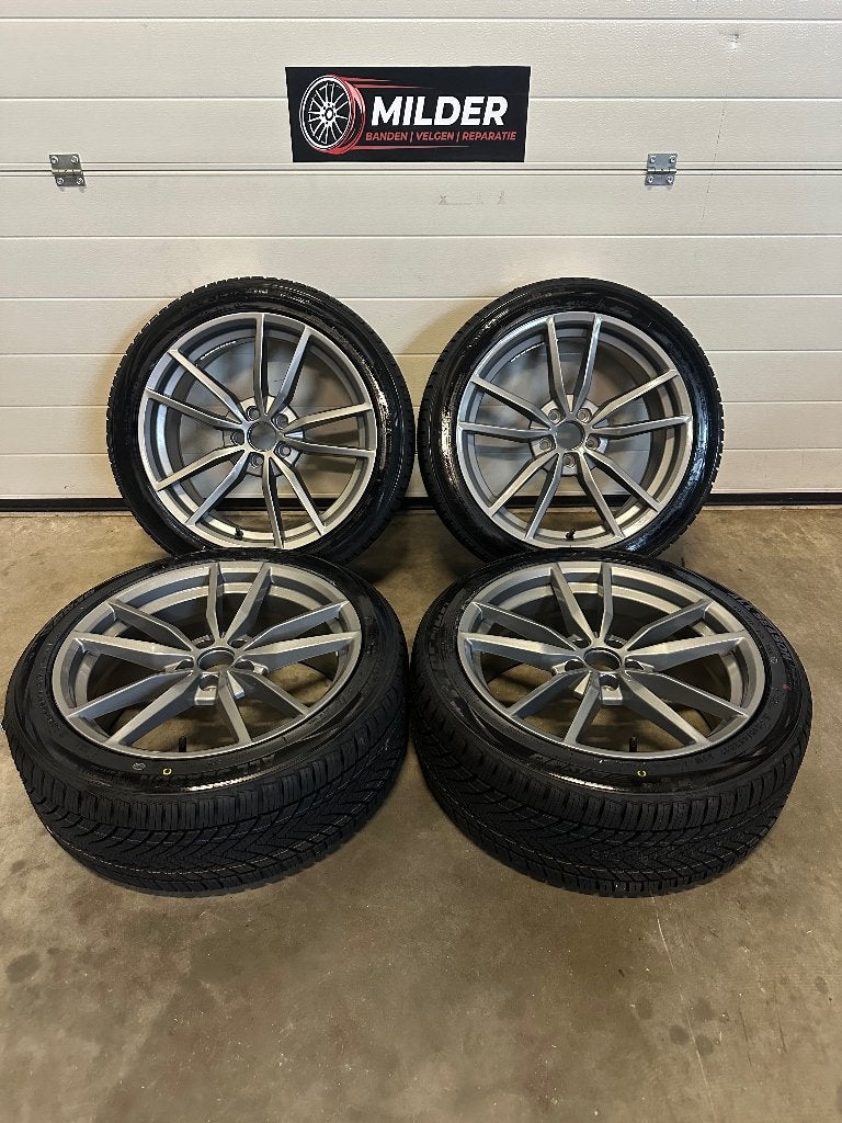 Pretoria Look velgen+Allseasonbanden 17” 5x100 Nieuw Polo AW, Industrieweg oost 5B9, 215 mm, Velg(en), Nieuw
