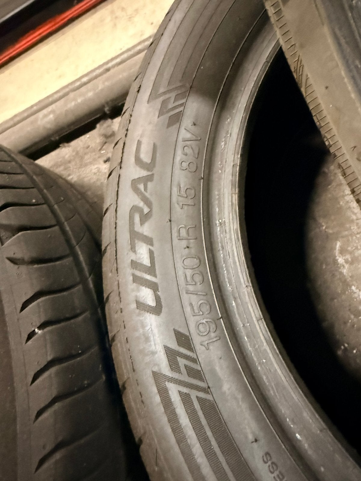 195 50 15, Ophalen, 15 inch, Band(en), 195 mm