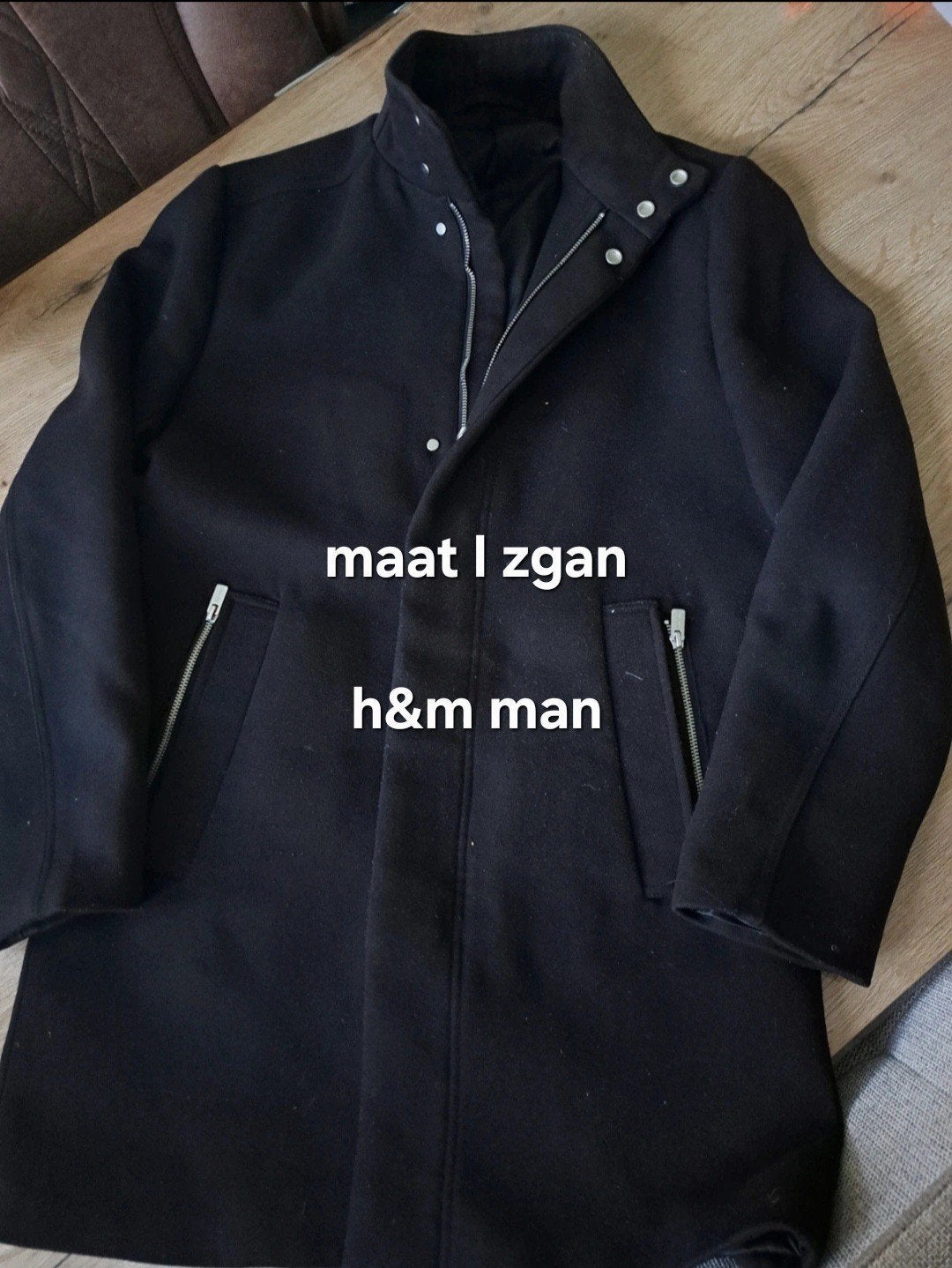 H&M Heren Mantel Jas Zwart Maat L - Zo Goed als Nieuw, Ophalen of Verzenden, Zo goed als nieuw, Maat 52/54 (L), Zwart