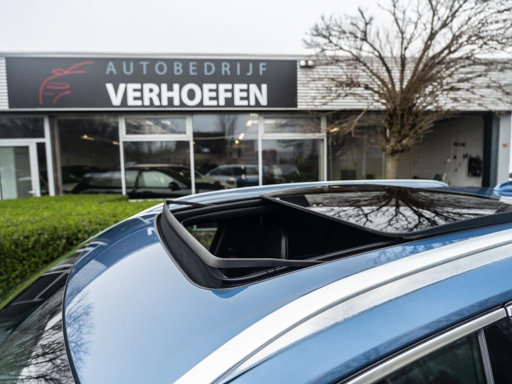 Volvo XC90 2.0 T8 Twin Engine AWD R-Design - PANORAMADAK - B, Gebruikt, 1969 cc, 7 stoelen, Bedrijf