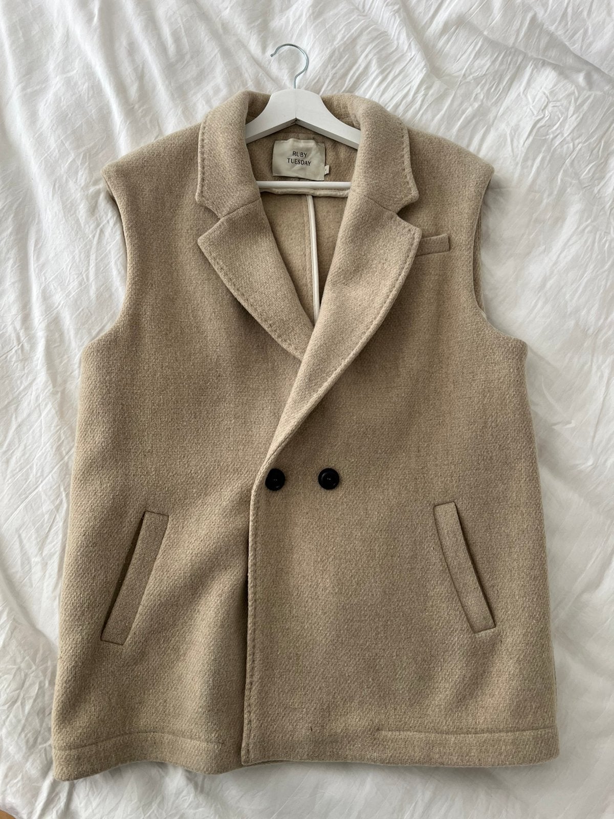 Ruby Tuesday Bodywarmer Beige, Kleding | Dames, Ophalen of Verzenden, Zo goed als nieuw, Maat 38/40 (M), Beige