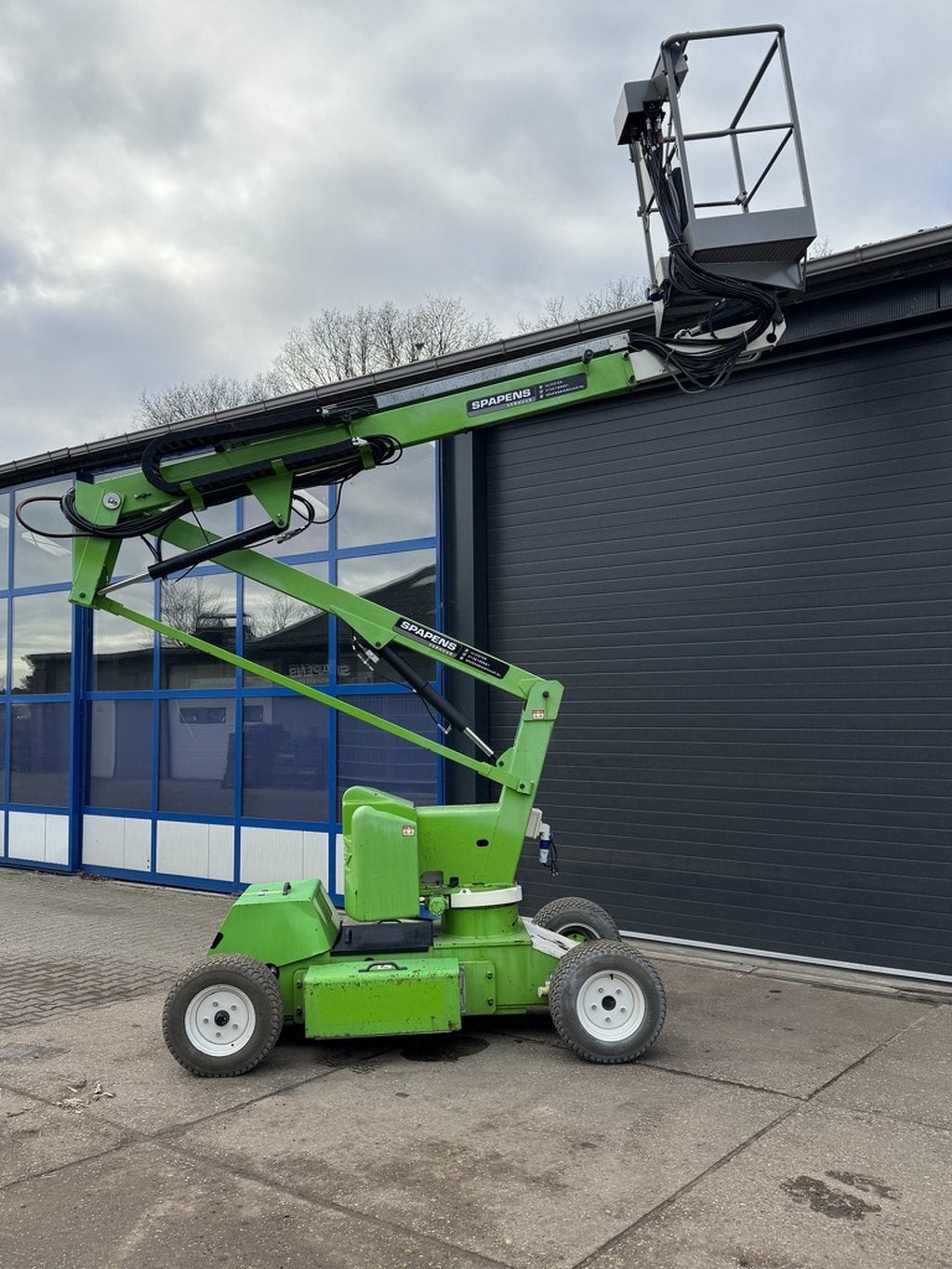 Niftylift HR 12 Hybrid, Niftylift, Ervice.eu@niftylift.com, Industriestraat 12
6135 KH  Sittard, NL