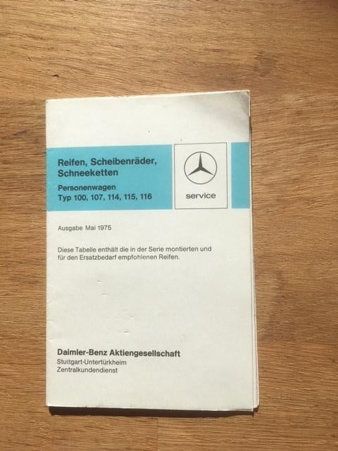 Mercedes Reiffen-Scheeketten-Reiffendr typ 107,116,123 1979, Auto diversen, Handleidingen en Instructieboekjes, Ophalen of Verzenden