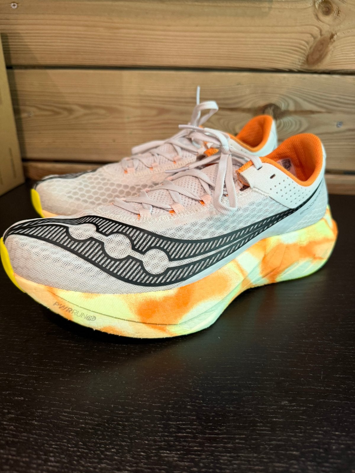 Saucony Endorphin Pro 4; maat 44; carbon; ca. 170km, Ophalen of Verzenden, Gebruikt, Hardloopschoenen, Saucony