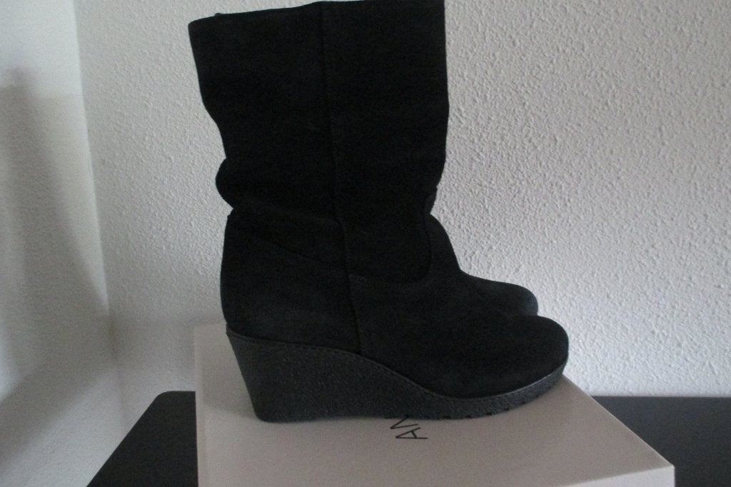 Suede sleehak laarzen maat 40, Zwart, Lage of Enkellaarzen, Nieuw, Ophalen of Verzenden