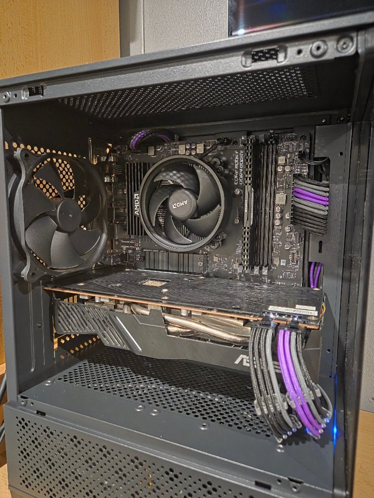 Compacte Gaming PC | Ryzen 5 5500 | RX 5700 8GB | 16GB DDR4, Ophalen, 256 GB, AMD Ryzen 5, Zo goed als nieuw