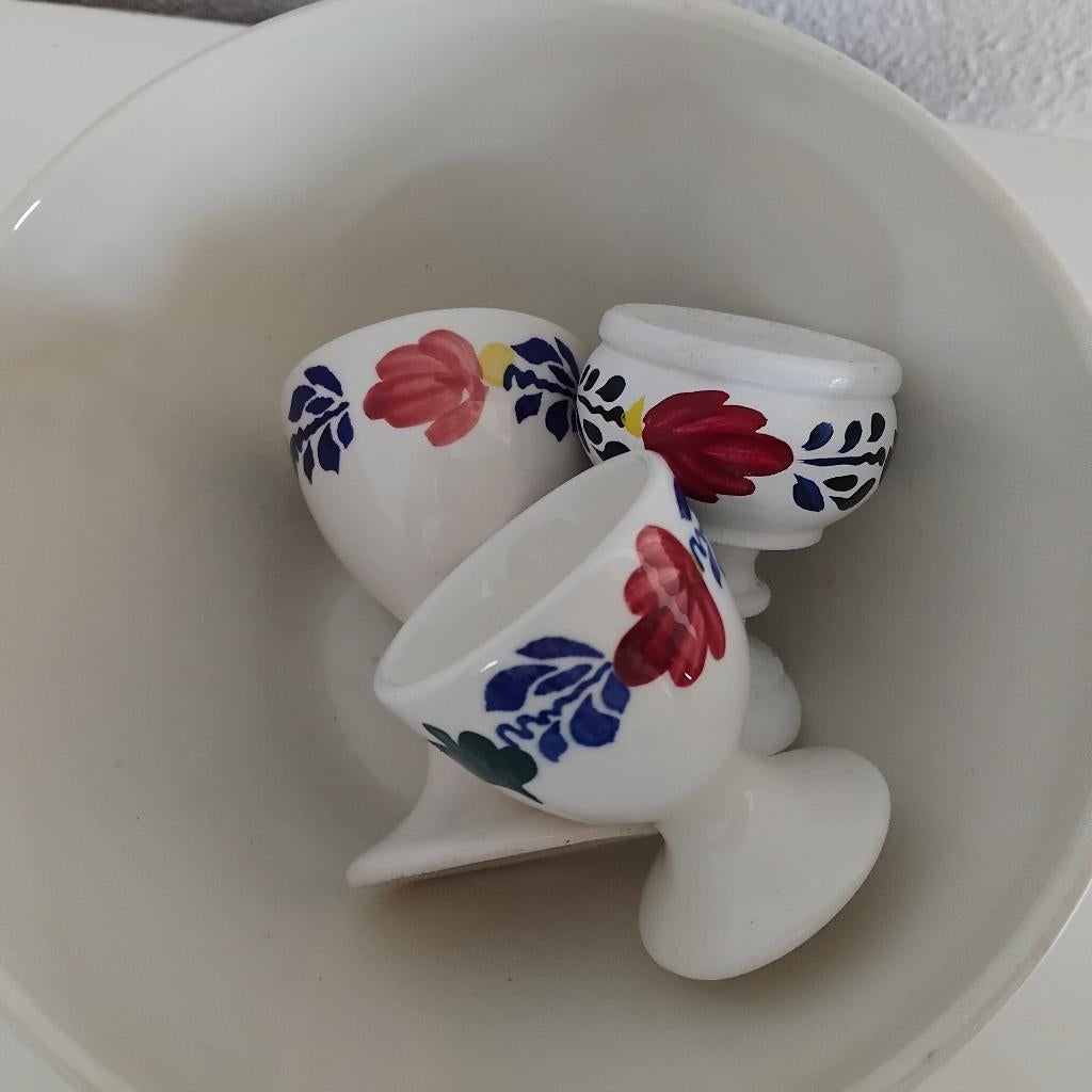 3 verschillende eierdoppen boerenbont, Huis en Inrichting, Keuken | Servies, Overige typen, Ophalen of Verzenden, Zo goed als nieuw