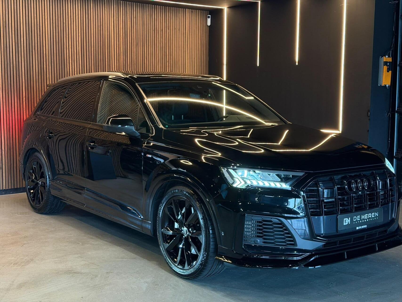 Foto 11 van Audi Q7 55 TFSI Quattro SQ7 uitv|7Pers|B&O|Pano|360|Matrix|