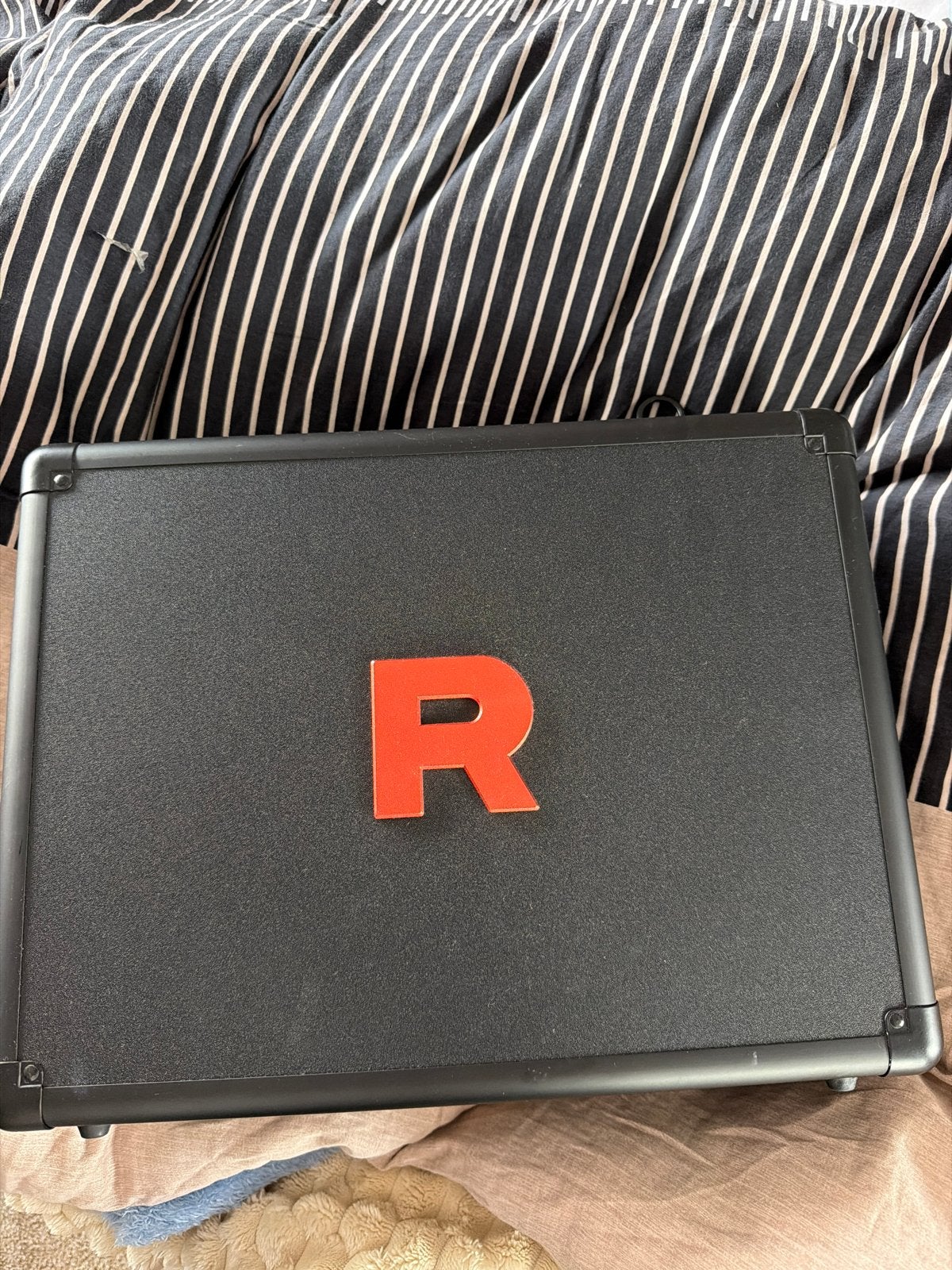 Pokémon Card Game Team Rocket Koffer, Ophalen of Verzenden, Zo goed als nieuw, Overige typen