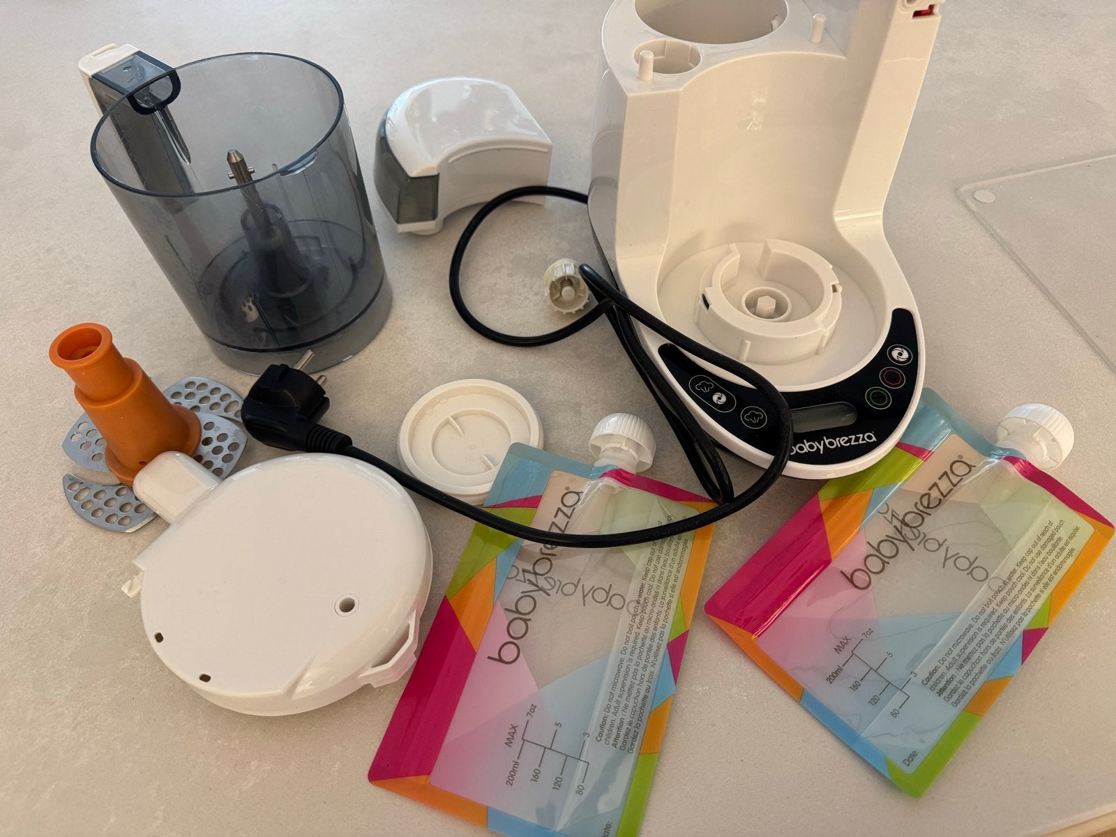 Baby Brezza Deluxe Food Maker - Complete Set, Stoomfunctie, Ophalen of Verzenden, Zo goed als nieuw, Babyvoedingmaker