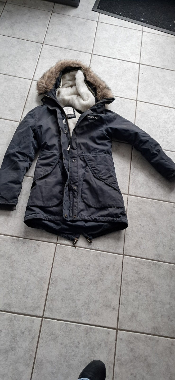 Didriksons winterjas dames maat 34, Kleding | Dames, Ophalen, Zwart, Maat 34 (XS) of kleiner, Gedragen