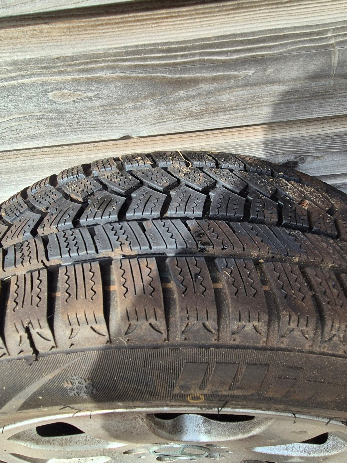 Mercedes velgen + winterbanden, Ophalen, 16 inch, 205 mm, Winterbanden