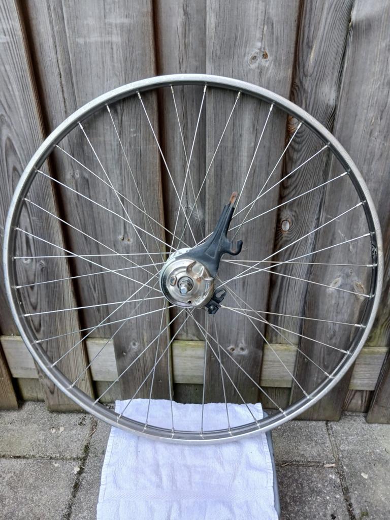 Shimano Nexus Voorwiel met Naafdynamo 28inch, Wiel, Gebruikt, Toerfiets, Ophalen of Verzenden