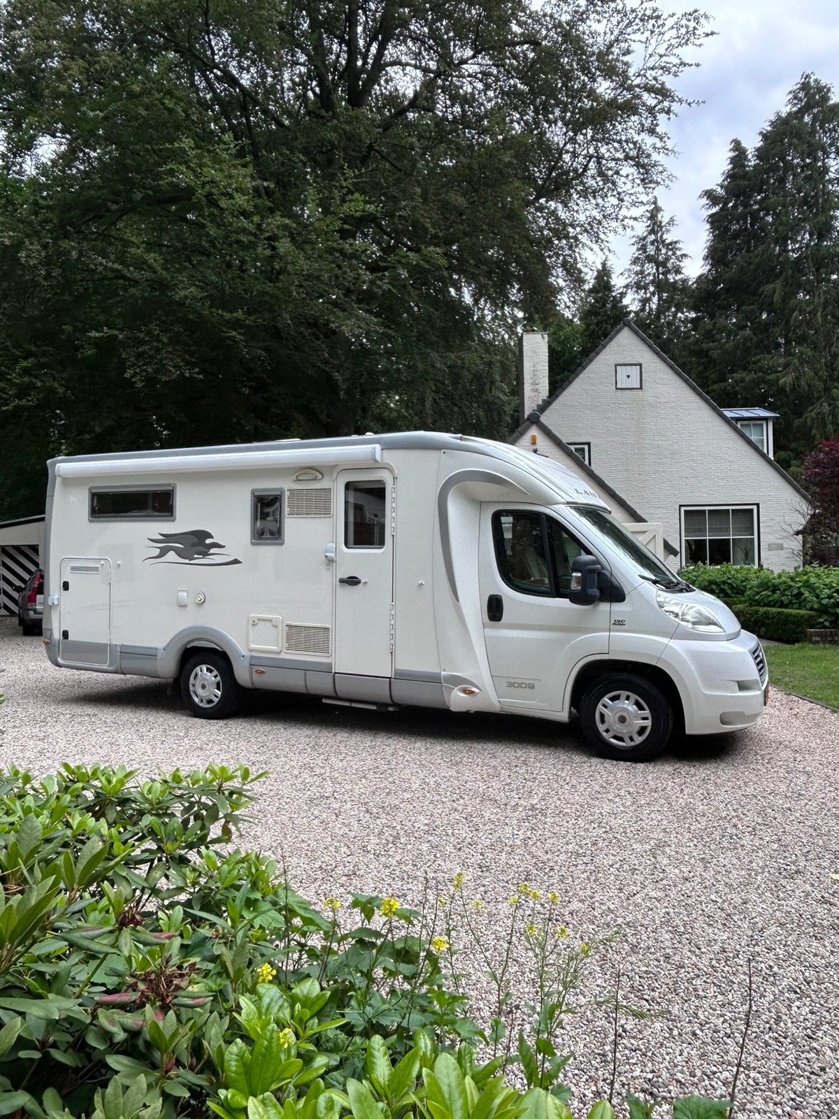 Hymer/Laika Kreos 3009 bj2010 enkele bedden Fiat 131pk airco, Airbags, Fiat, Bedrijf, Tot en met 3