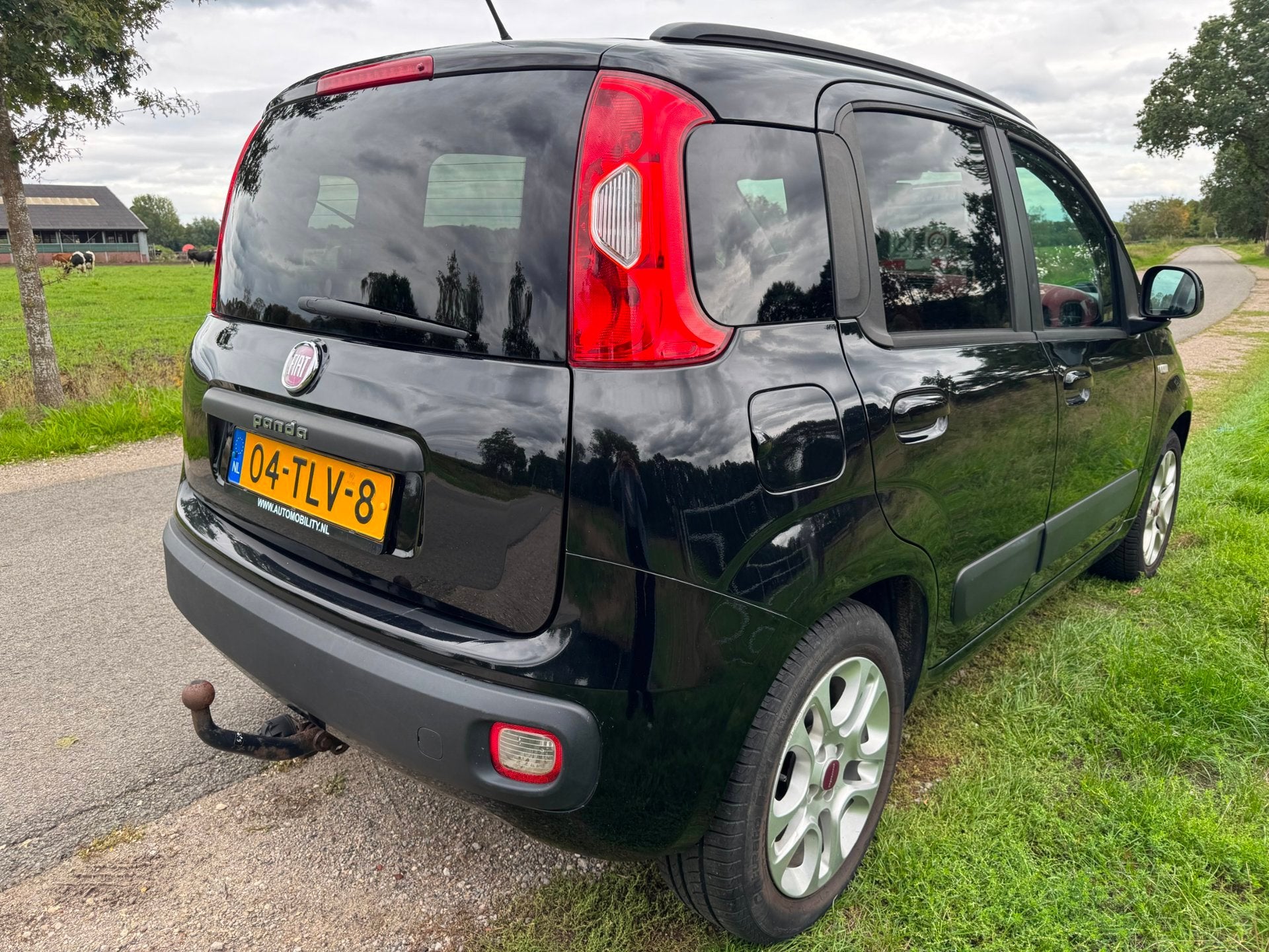 Fiat Panda 0.9 TwinAir Lounge met airco en trekhaak, Voorwielaandrijving, Euro 5, Panda, Zwart