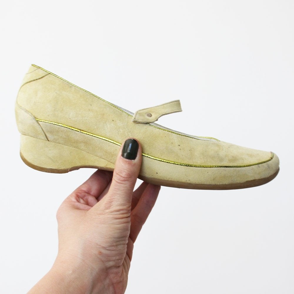 Mooie Suede Footnotes Instappers -s13 (Maat 7/40) € 45,-, Overige kleuren, Instappers, Ophalen of Verzenden, Zo goed als nieuw