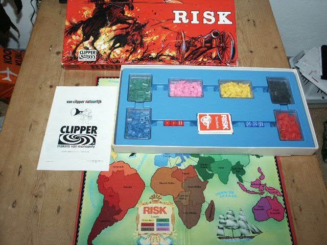 Risk spel in de rode doos, Vijf spelers of meer, Ophalen of Verzenden, Gebruikt, Clipper