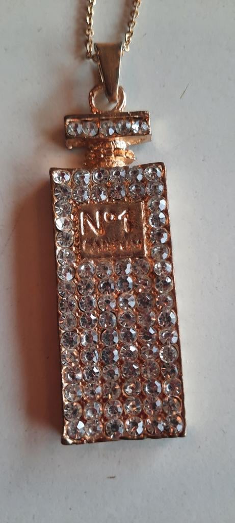 Coco Chanel nr.1 ketting  met Swarovski kristal, Met kristal, Overige materialen, Nieuw, Ophalen of Verzenden