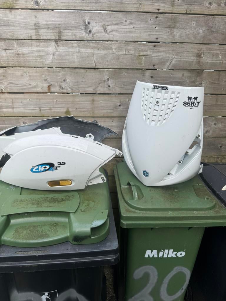 Zip, Fietsen en Brommers, Ophalen of Verzenden, Zo goed als nieuw, Kap, Piaggio