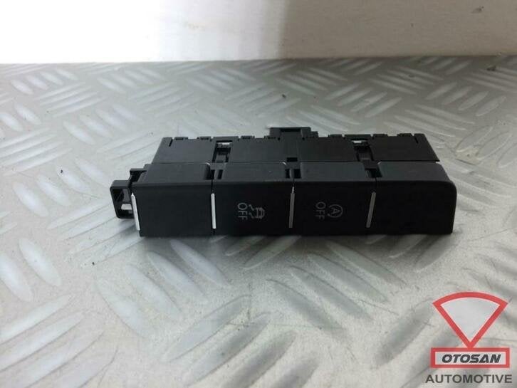 vw passat b8 a off esp schakelaar middenconsole 3g0927137aa, Gebruikt, Volkswagen, Volkswagen AG, Berliner Ring 2
38440  Wolfsburg, DE