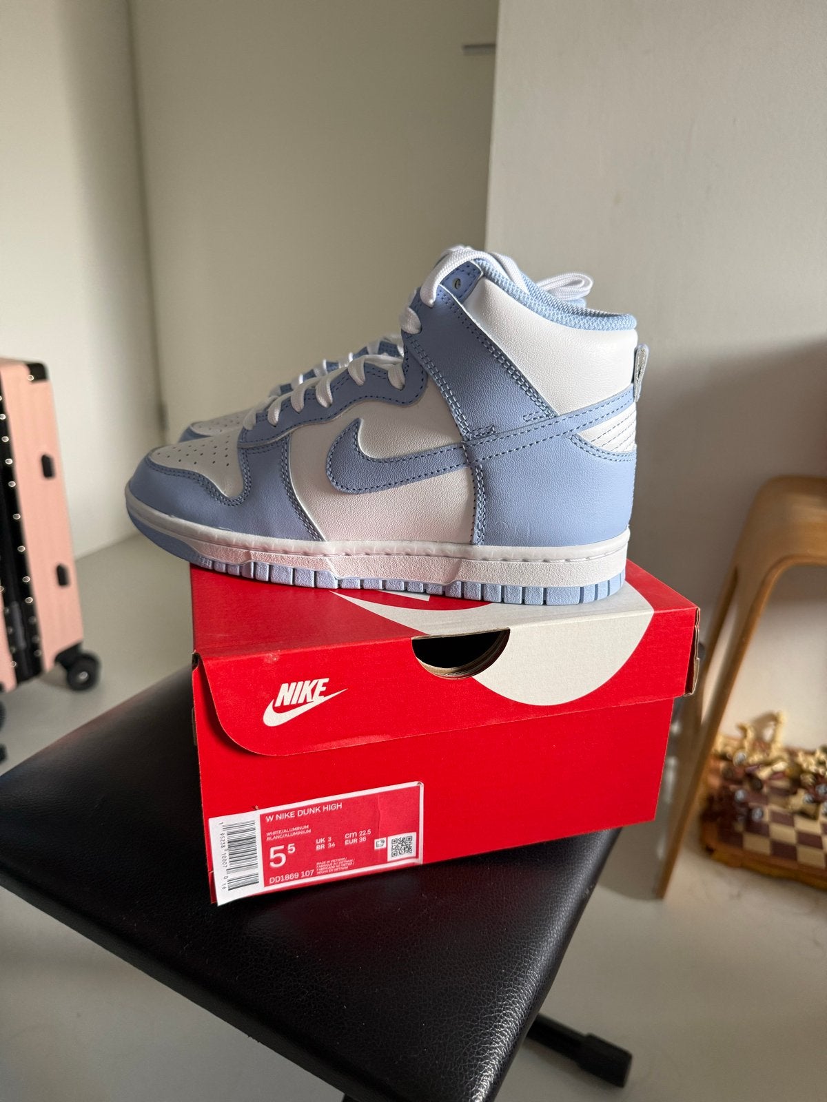 Nike Dunk High 'Football Grey' - Maat 36, Ophalen of Verzenden, Nieuw, Blauw, Sneakers of Gympen