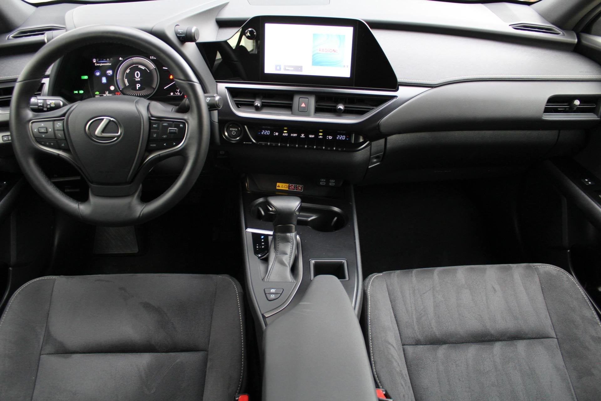 Lexus UX 250h | Achteruitrijcamera | Keyless entry/start | C, Auto's, Stof, Gebruikt, 4 cilinders, Bedrijf