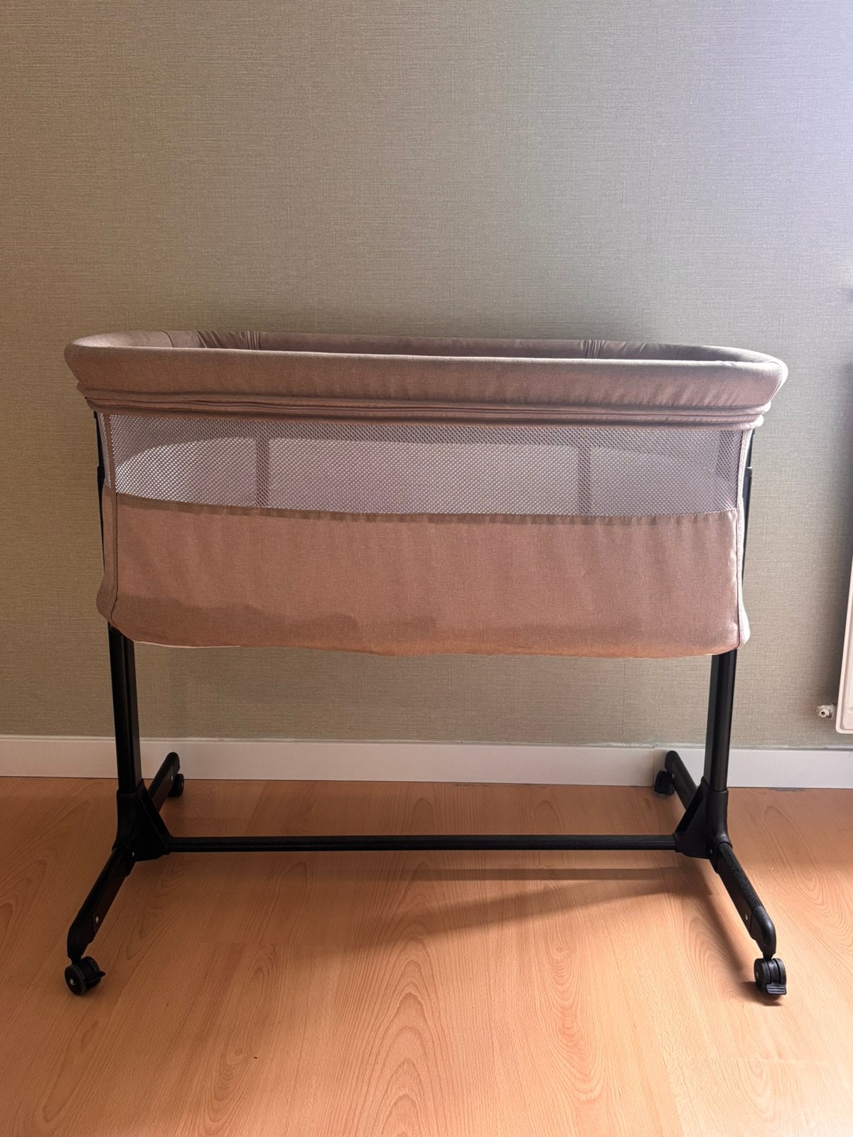 Novi cosleeper beige - zo goed als nieuw, Kinderen en Baby's, Ophalen, Zo goed als nieuw, Wieg