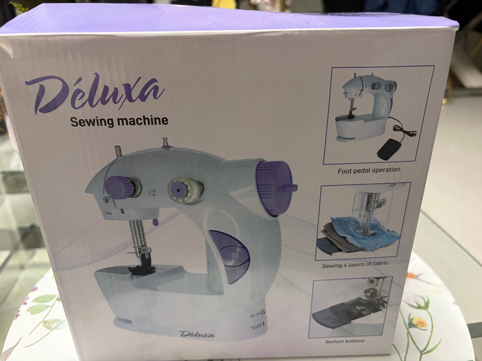 Deluxa Mini Naaimachine - Compact en Draagbaar €21!, Ophalen of Verzenden, Nieuw, Naaimachine, Overige merken